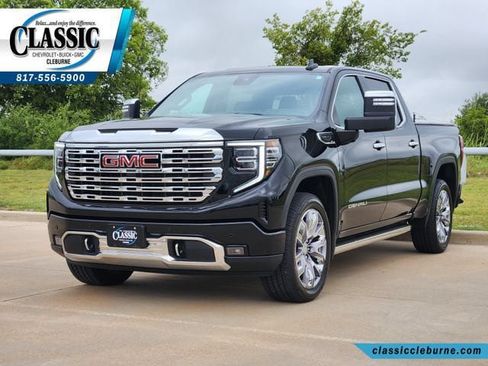 Used 2026 GMC Sierra 1500 Denali w/ Denali Reserve Package AWD/4WD image 6