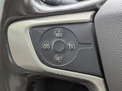 Used 2020 GMC Acadia SLT w/ LPO, Floor Liner Package image 17