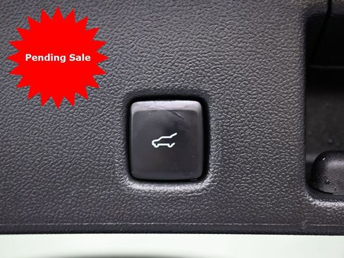 Used 2022 Ford Escape Titanium image 16