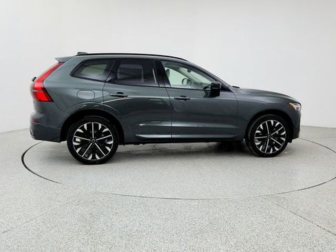 New 2026 Volvo XC60 B5 Ultra w/ Climate Package image 5