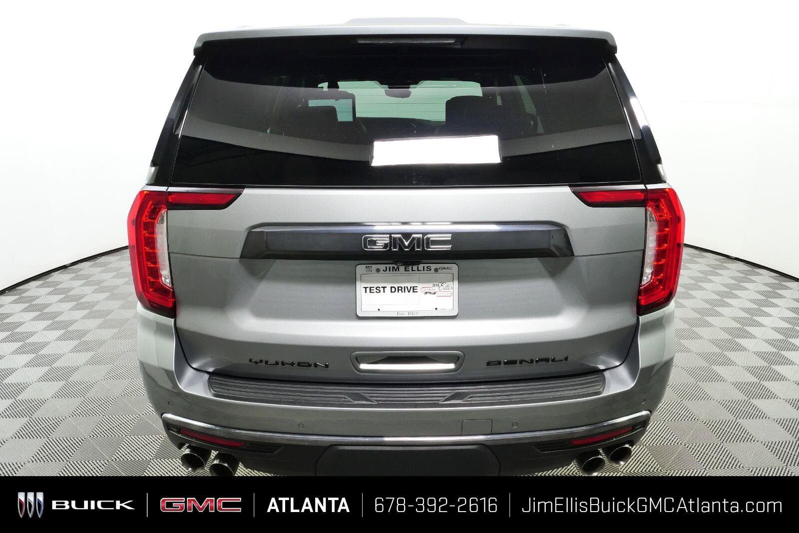 Certified 2023 GMC Yukon Denali Ultimate w/ LPO, Floor Liner Package AWD/4WD image 35