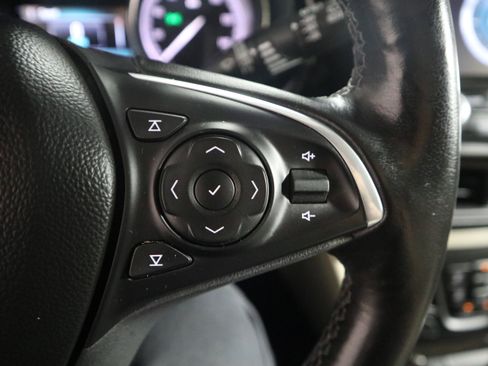 Used 2020 Buick Envision Essence image 28