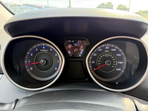 Used 2013 Hyundai Elantra SE image 8