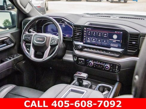 Used 2022 GMC Sierra 1500 SLT AWD/4WD image 49