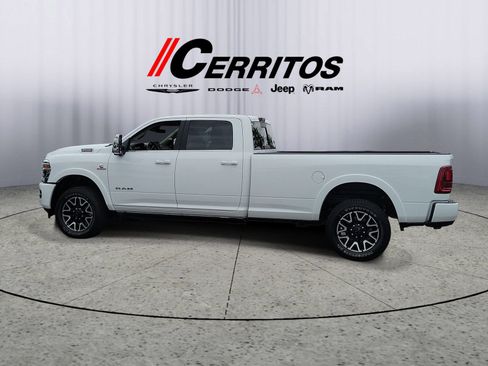 Used 2025 RAM 2500 Limited AWD/4WD image 2