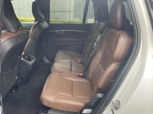 Used 2023 Volvo XC90 B6 Ultimate AWD/4WD image 4