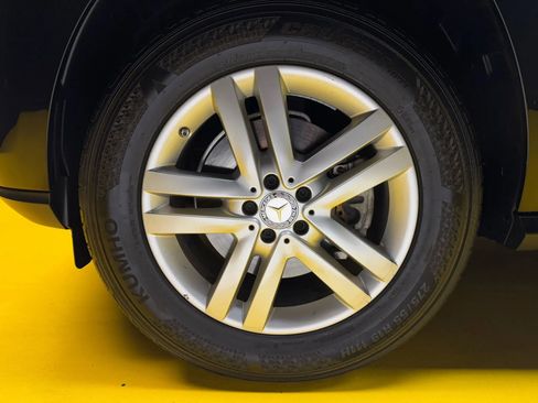 Used 2016 Mercedes-Benz GL 450 4MATIC w/ Premium I Package image 9