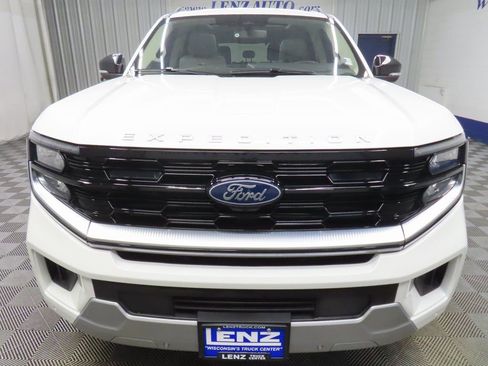 Used 2025 Ford Expedition Platinum w/ Platinum Ultimate Package image 53