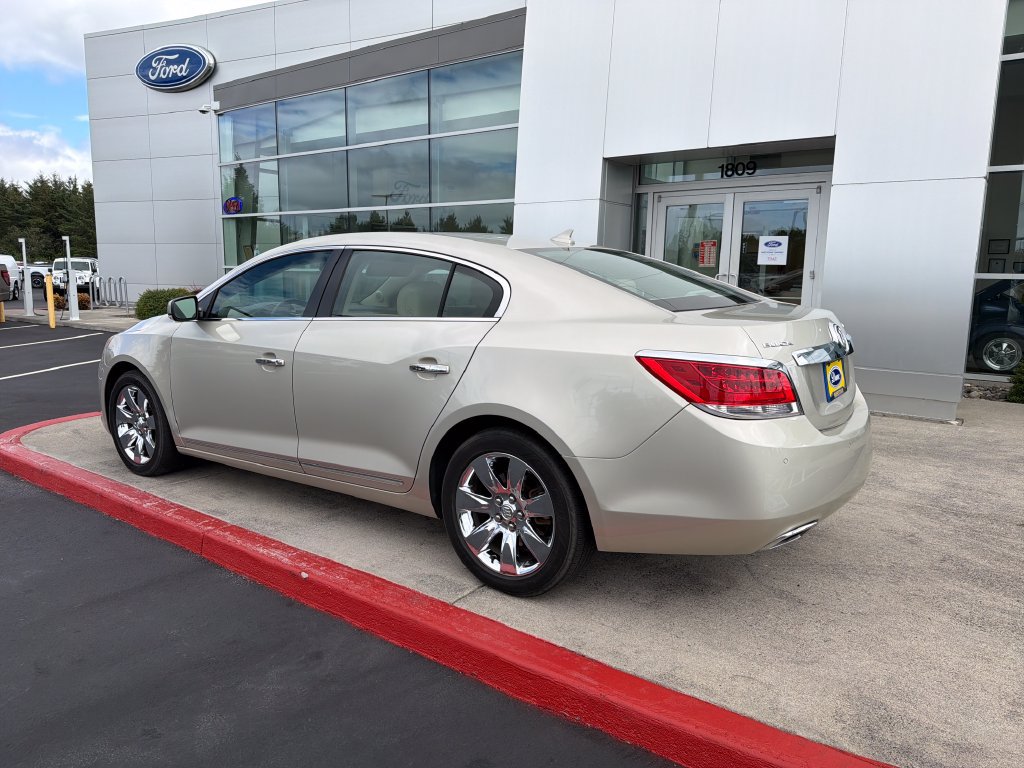Used 2013 Buick LaCrosse Leather FWD image 2