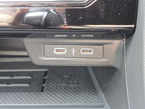 New 2026 Volkswagen Jetta SE FWD image 23