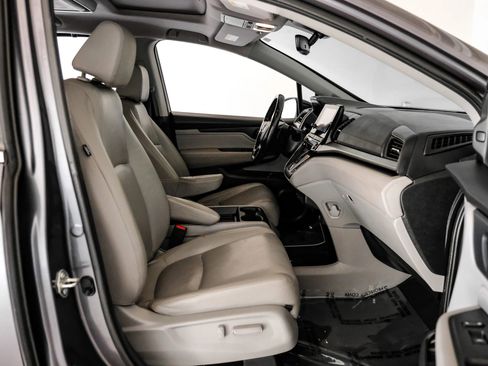Used 2018 Honda Odyssey Touring image 31