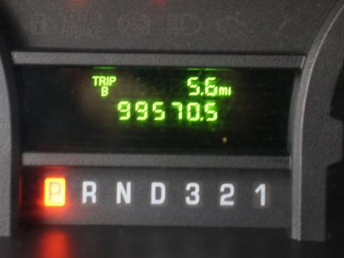 Used 2014 Ford E-350 and Econoline 350 Super Duty w/ Power Windows & Locks Group image 21