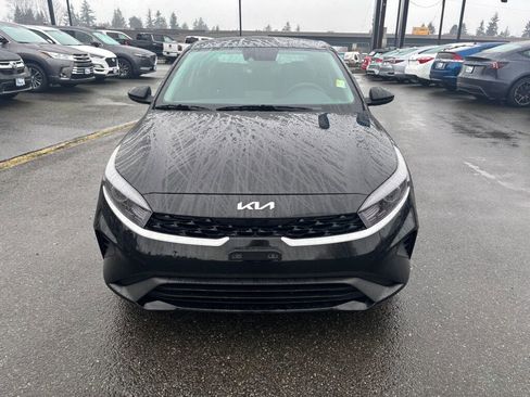 Certified 2023 Kia Forte LXS image 2