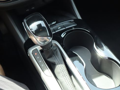 Used 2024 Buick Envista Avenir FWD image 32