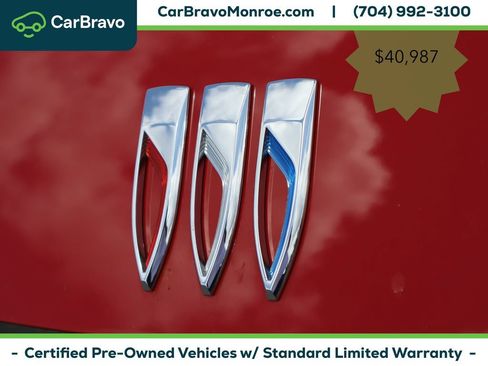 Used 2025 Buick Envision Avenir AWD/4WD image 11