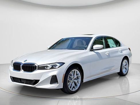 New 2026 BMW 330i Sedan w/ Convenience Package RWD image 1