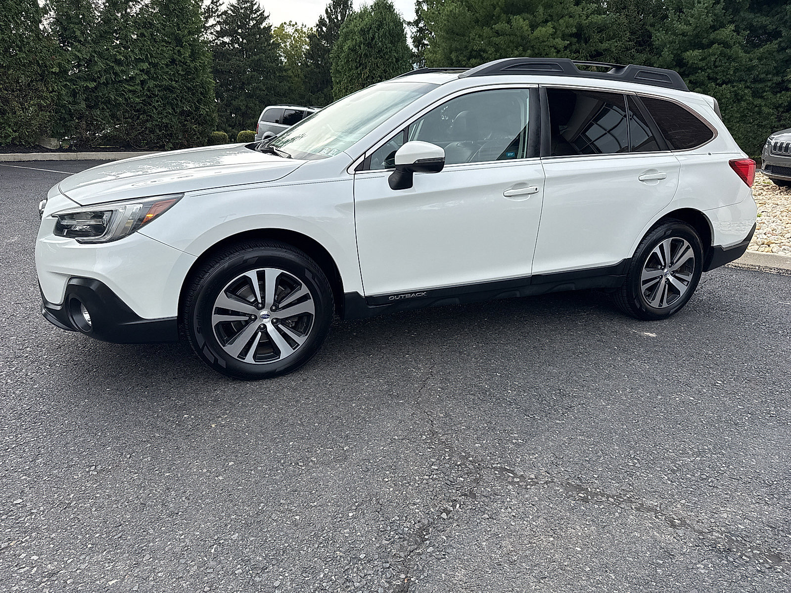 Used 2019 Subaru Outback 2.5i Limited AWD/4WD image 13