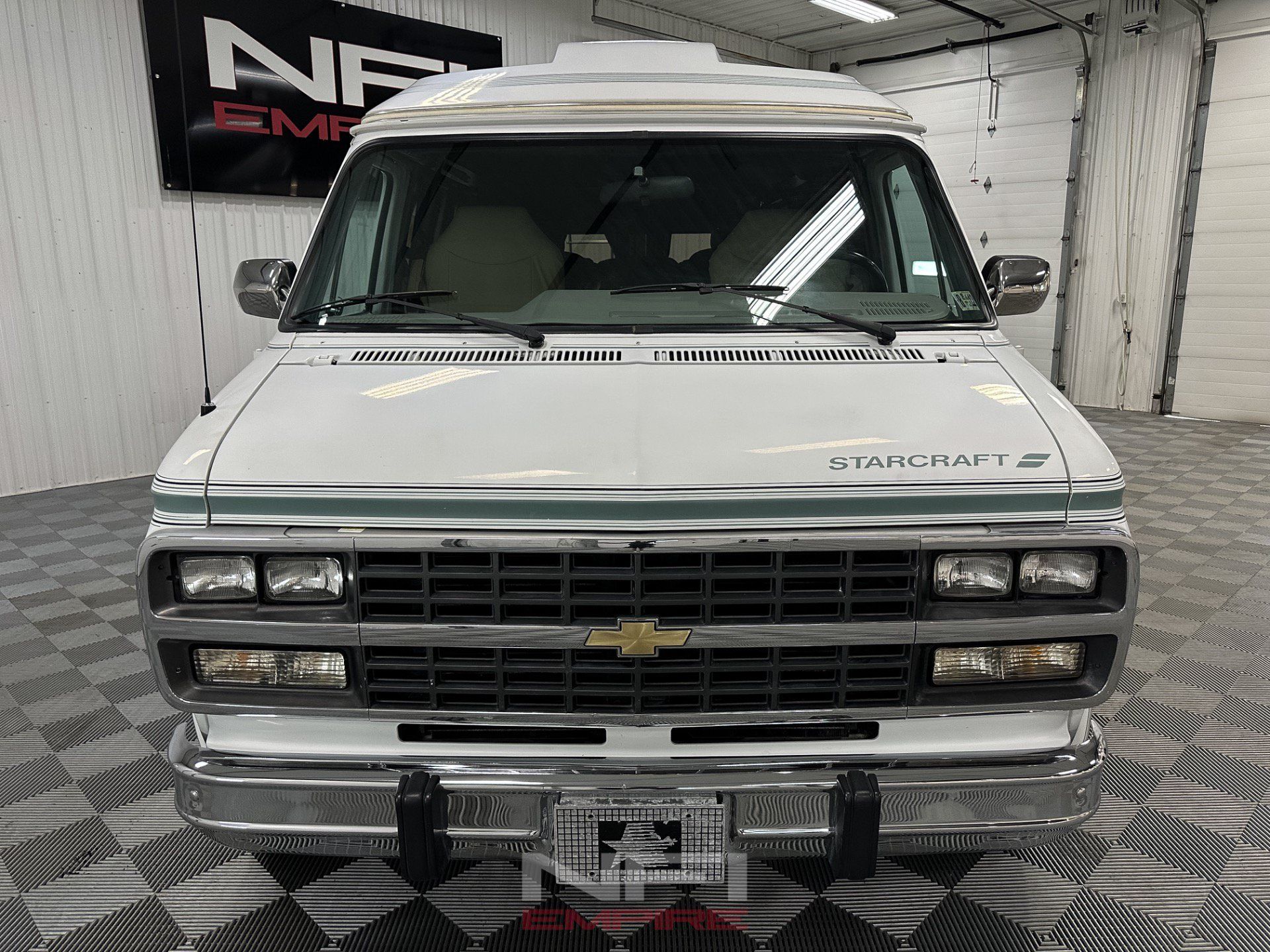 Used 1992 Chevrolet G20 RWD image 4