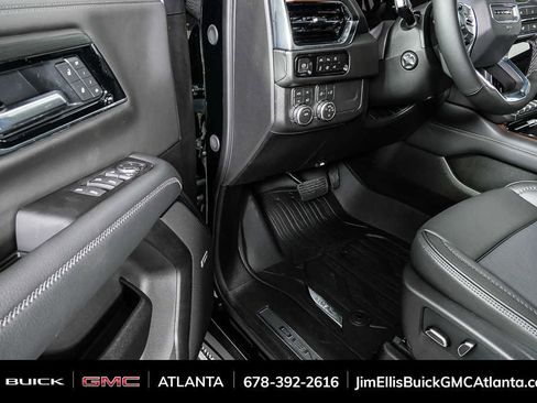 New 2026 GMC Yukon XL Denali w/ Sun & Power Step Package image 8