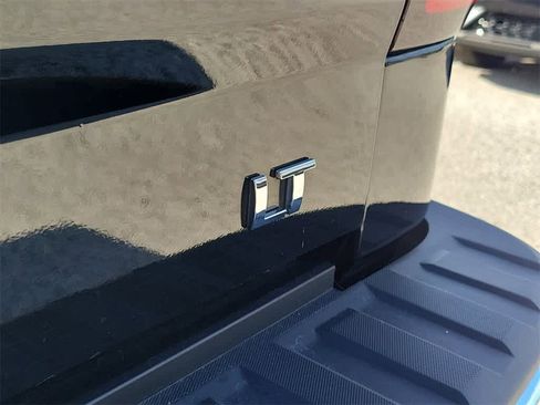 Used 2016 Chevrolet Silverado 1500 LT w/ Texas Edition image 6