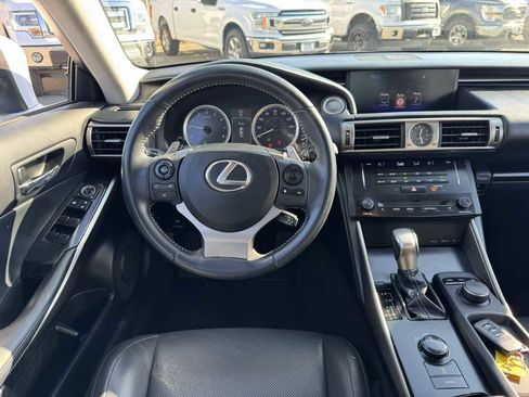 Used 2014 Lexus IS 250 image 21