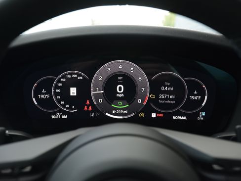 Certified 2025 Porsche 911 Carrera GTS RWD image 17