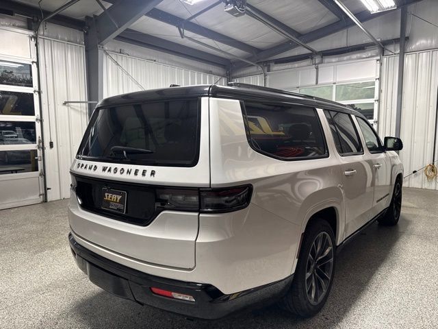 Used 2024 Jeep Grand Wagoneer L Series II w/ Quick Order Packagew 28T AWD/4WD image 17