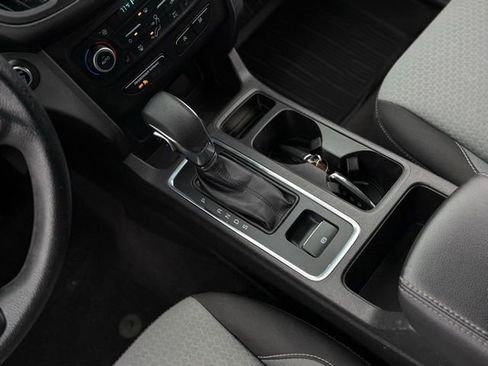 Certified 2019 Ford Escape SE image 24