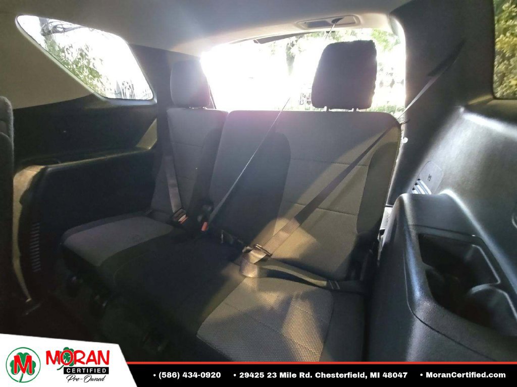 Used 2020 Chevrolet Traverse LT FWD image 10