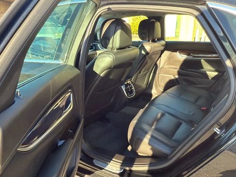 Used 2014 Cadillac XTS Luxury image 22