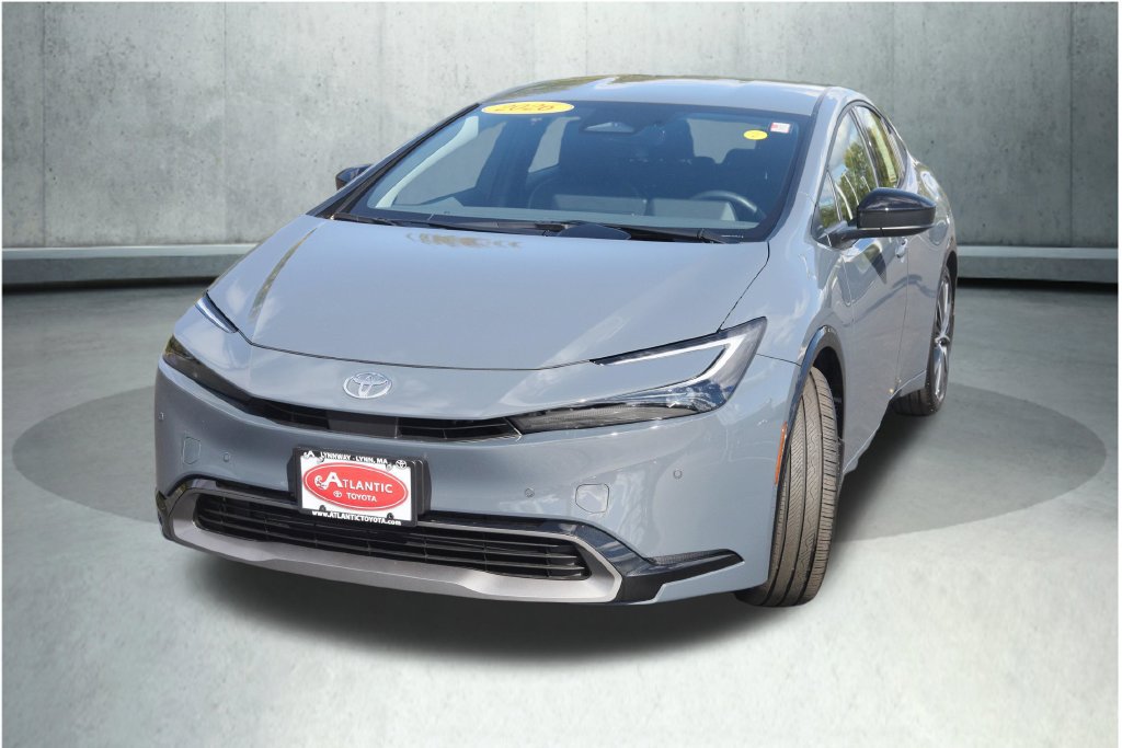 Used 2026 Toyota Prius XLE FWD image 27