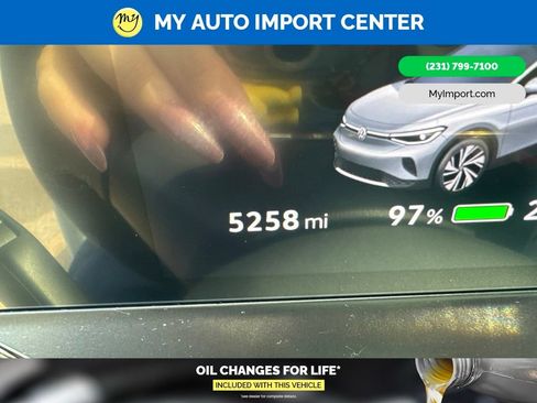 Used 2025 Volkswagen ID.4 Pro AWD/4WD image 19
