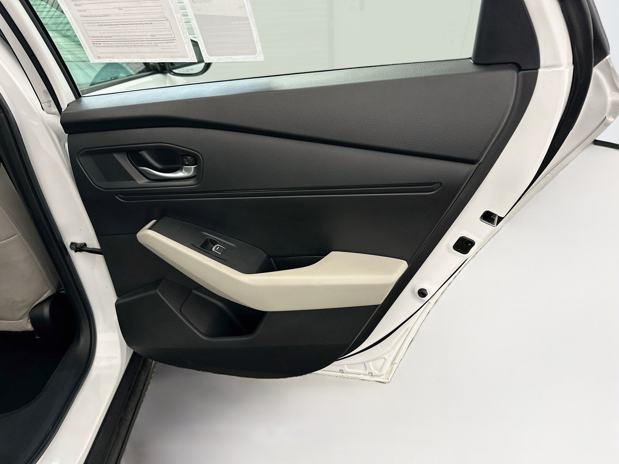 Used 2025 Honda Accord LX image 29