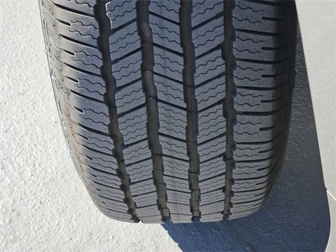 Used 2022 Lexus GX 460 Premium image 11