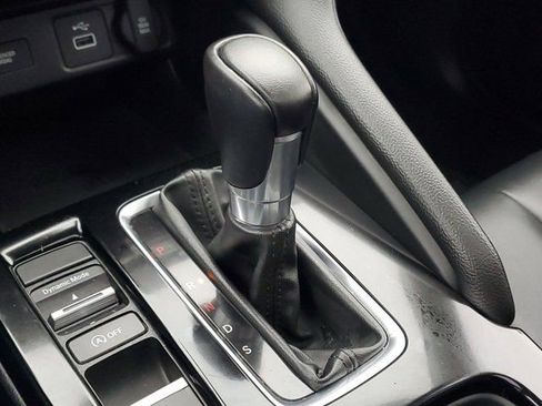 Used 2024 Acura Integra Base image 29