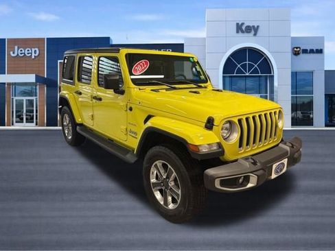 Used 2022 Jeep Wrangler Unlimited Sahara w/ Cold Weather Group image 10