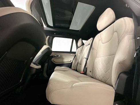 New 2026 Volvo XC90 B6 Plus w/ Protection Package Premier image 23