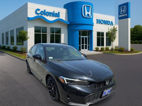 Used 2025 Honda Civic Sport image 9
