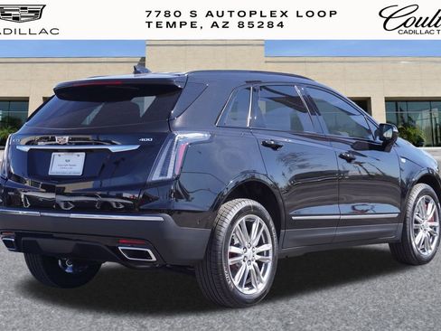 New 2026 Cadillac XT5 Sportv image 3