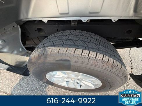 Used 2022 Chevrolet Silverado 1500 W/T w/ WT Value Package AWD/4WD image 9