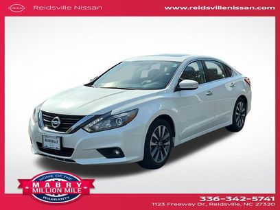 Used 2016 Nissan Altima 2.5 SL w/ 2.5 Technology w/LED Package