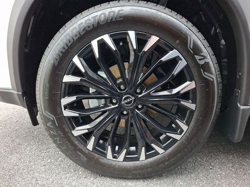 New 2026 Nissan Rogue Dark Armor AWD/4WD image 4