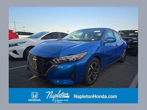 Used 2024 Nissan Sentra SV FWD image 1