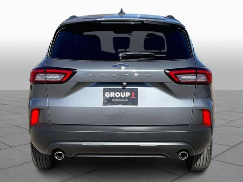 Used 2025 Ford Escape ST-Line image 5
