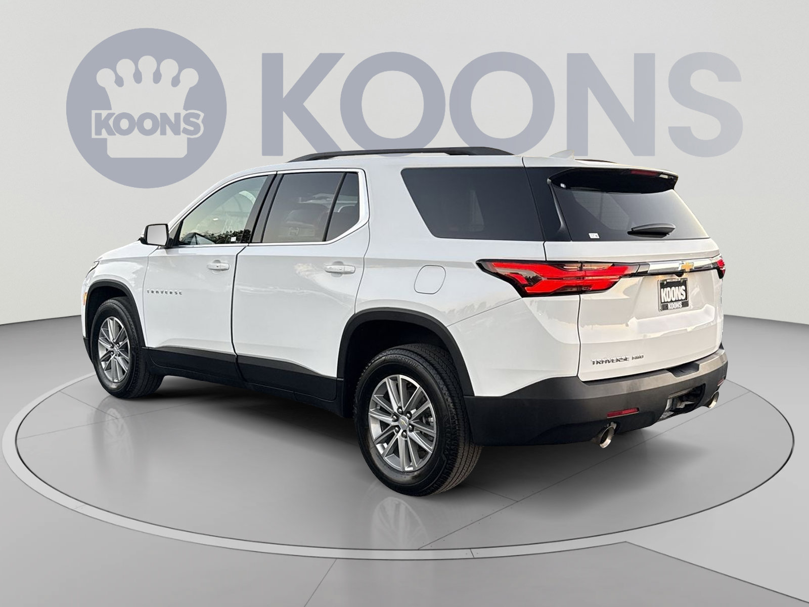 Used 2023 Chevrolet Traverse LT w/ LPO, Floor Liner Package AWD/4WD image 8