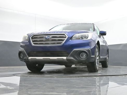 Used 2017 Subaru Outback 2.5i Touring w/ Popular Package #5A image 37