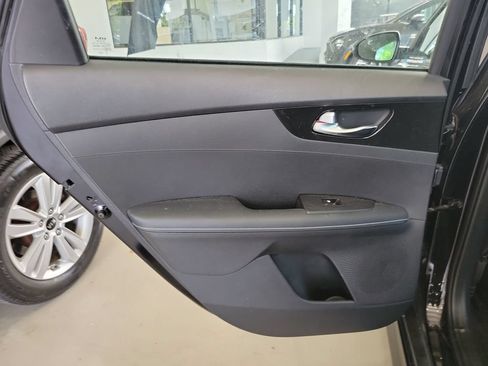 Certified 2023 Kia Forte GT-Line FWD image 11