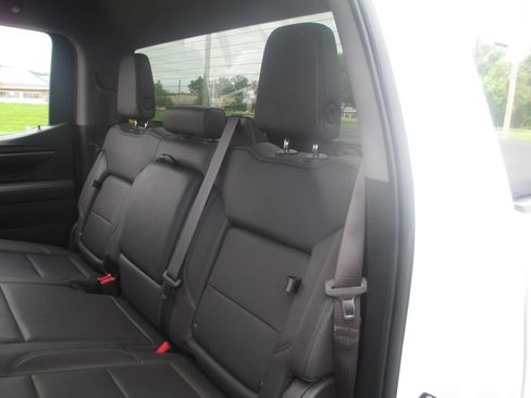 Used 2023 GMC Sierra 1500 SLT w/ SLT Premium Package AWD/4WD image 21