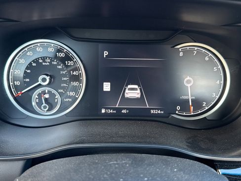 Used 2025 Genesis G70 2.5T w/ Sport Prestige Package image 4