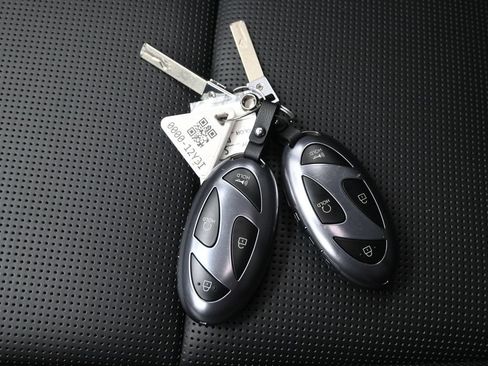 Used 2026 Hyundai Palisade Calligraphy AWD/4WD image 12